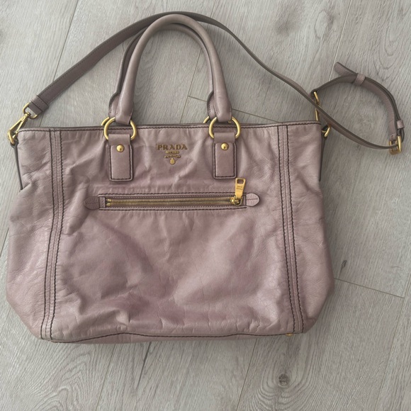 PRADA Authentic Blush Vitello Daino leather hobo bag with Gold hardware - Picture 1 of 14